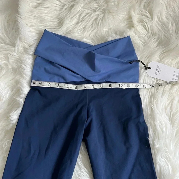 Sulara leggings size small/medium NWT - Picture 8 of 8